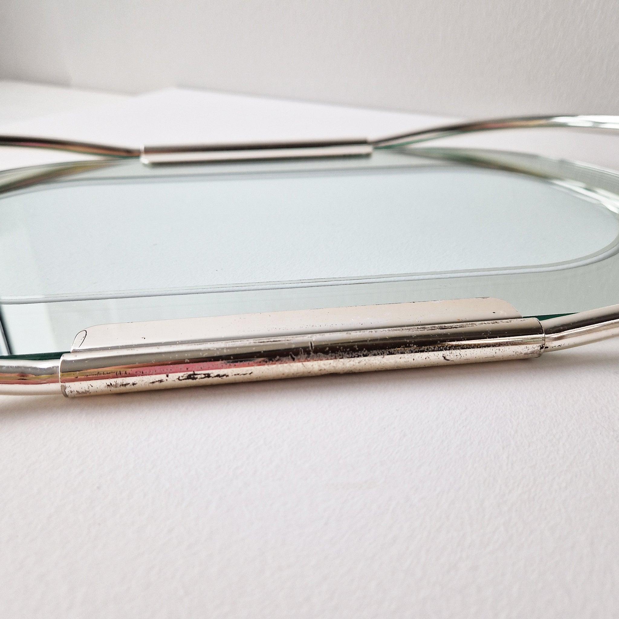 1970s Italian mirrored glass tray by Mascagni