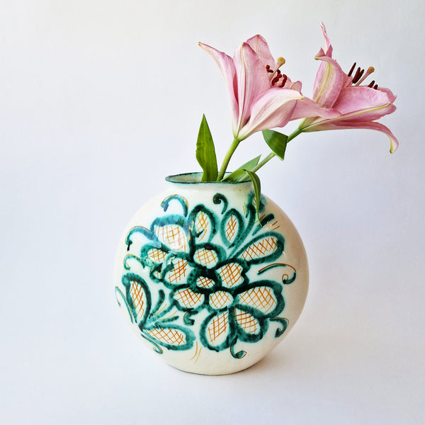 Vintage ceramic Maiolica vase