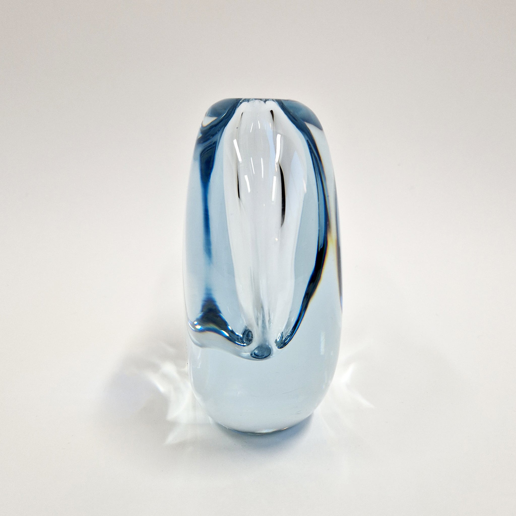 1950s crystal vase by Asta Strömberg for Strömbergshyttan