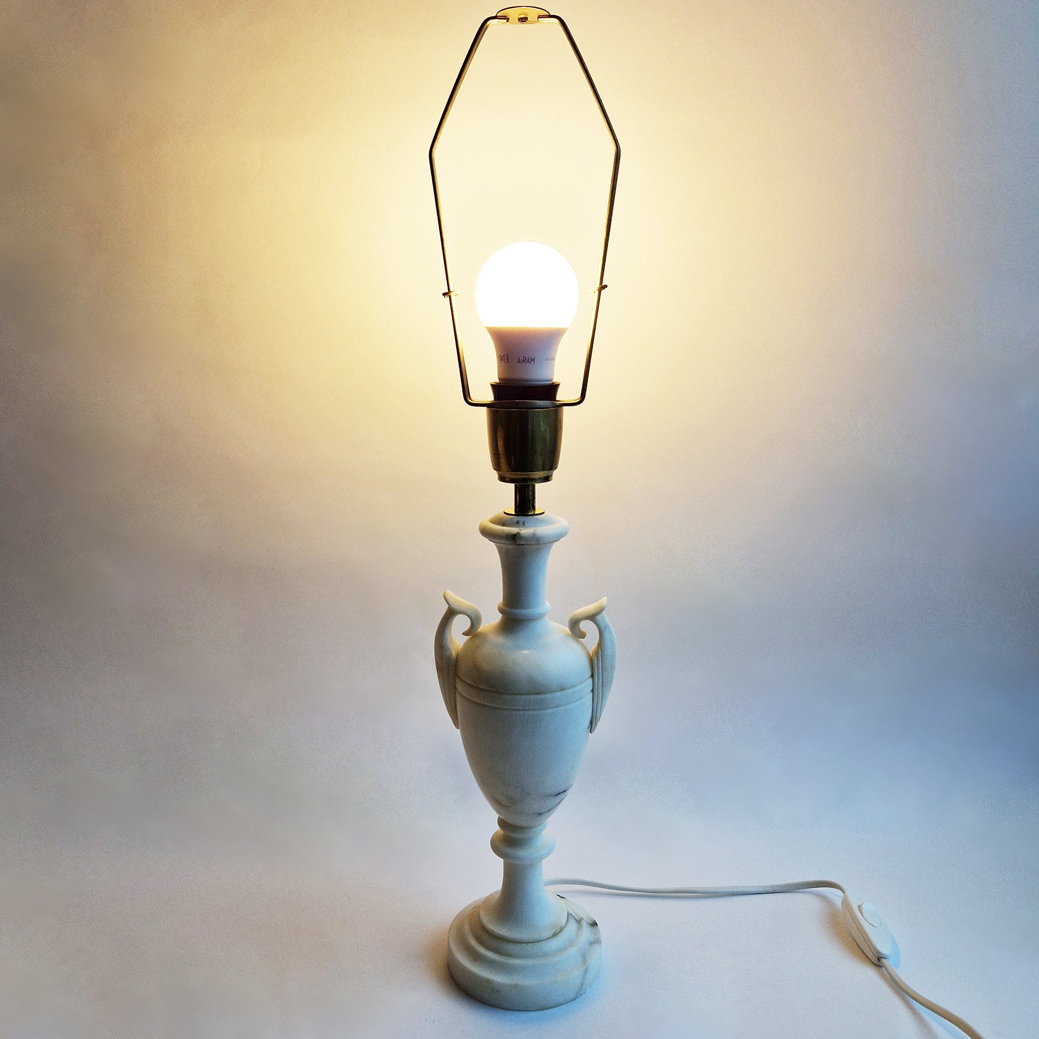 1960s Italian alabaster table lamp
