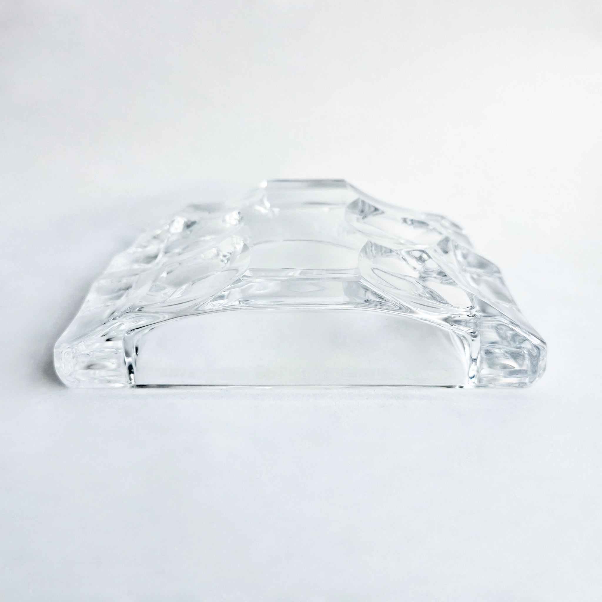 1970s large French crystal ashtray by Sèvres