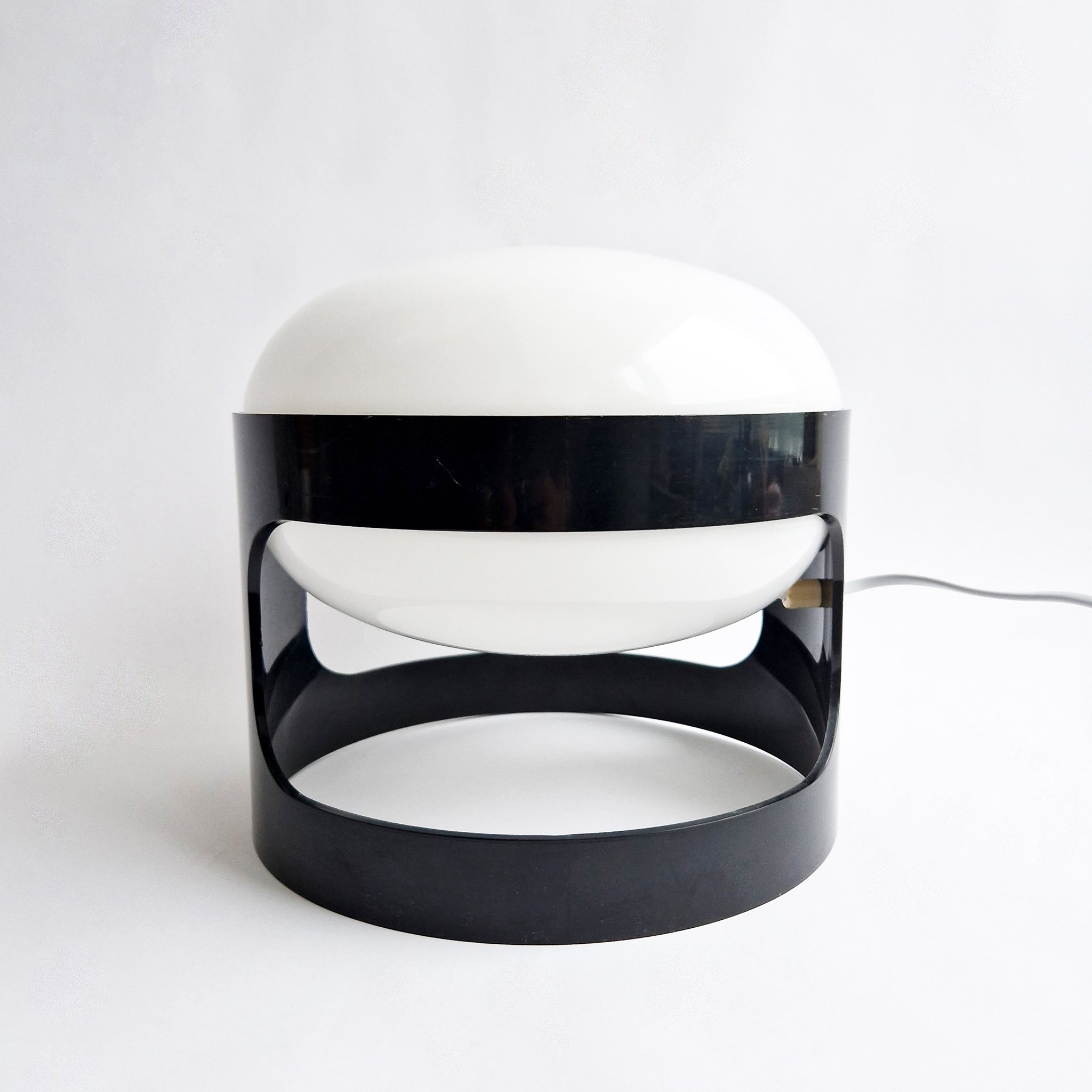 1970s KD28 Joe Colombo table lamp