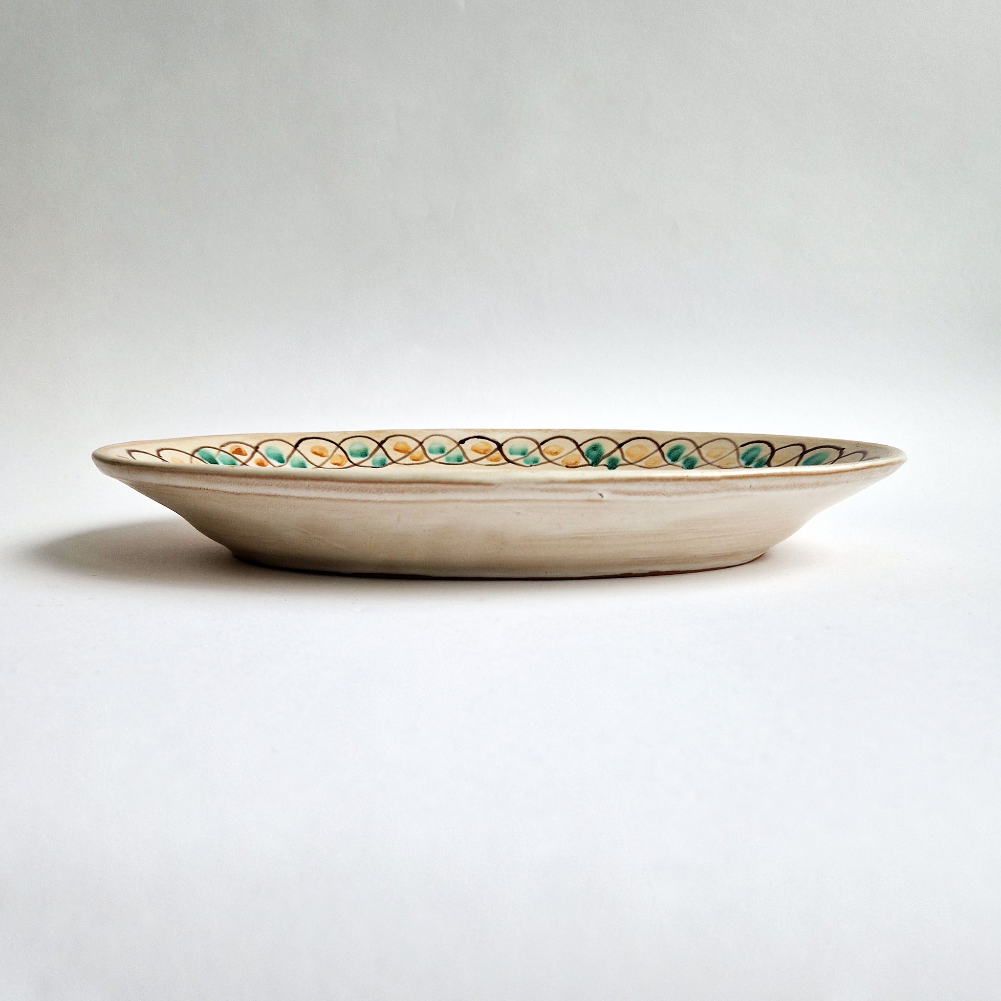 1980s Sicilian oval plate