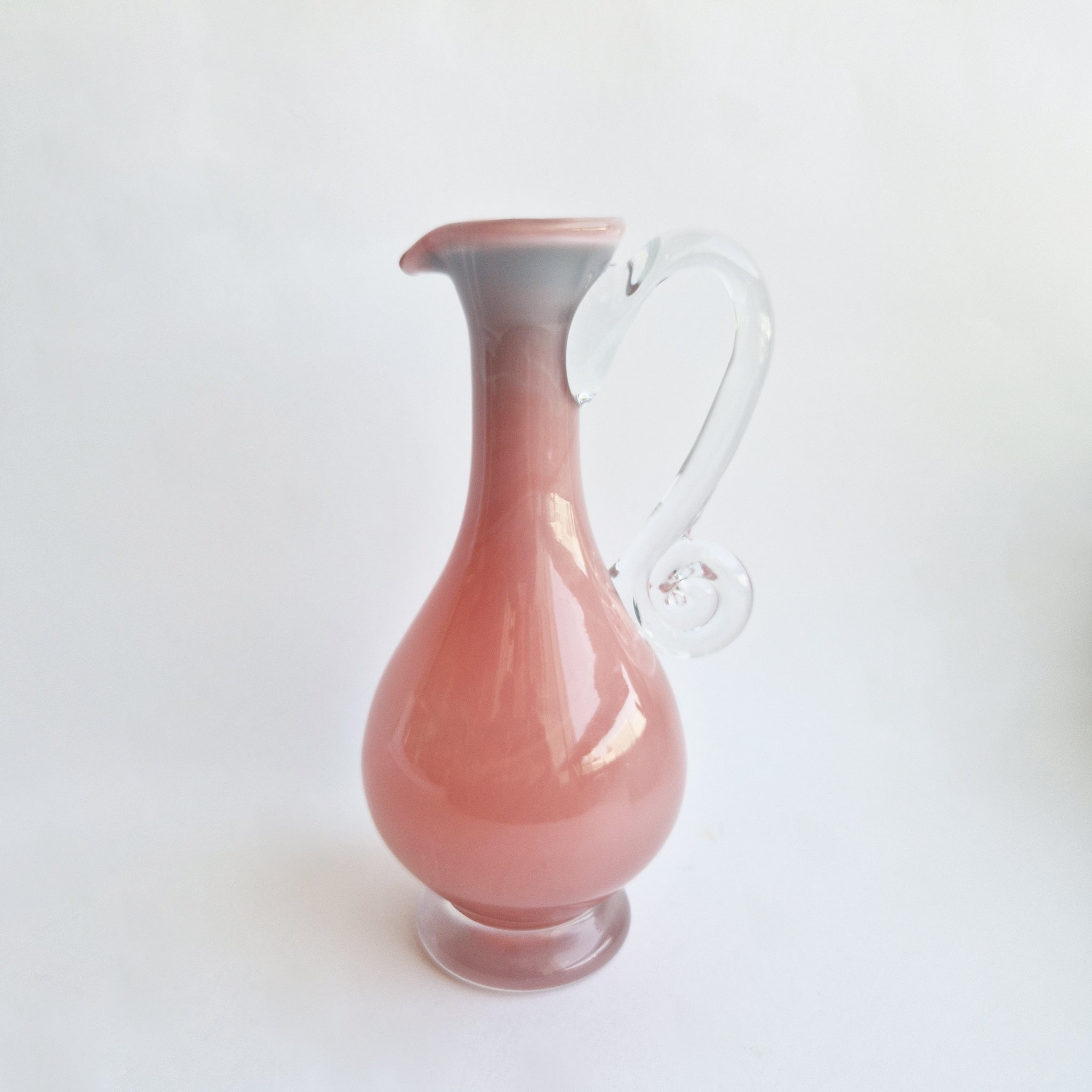 1980s pink glass vase by Jerzy Słuczan-Orkusz