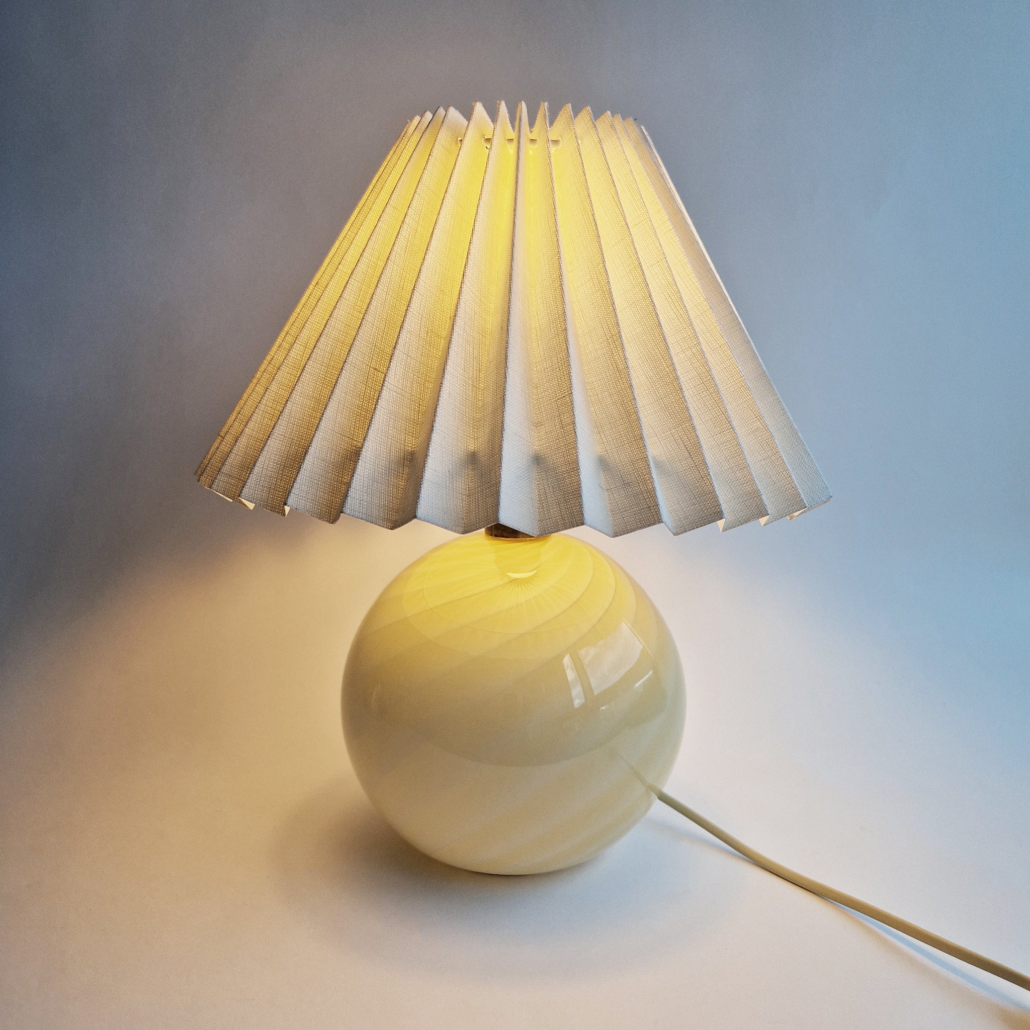 1980s Murano yellow ball table lamp by Da Vinci