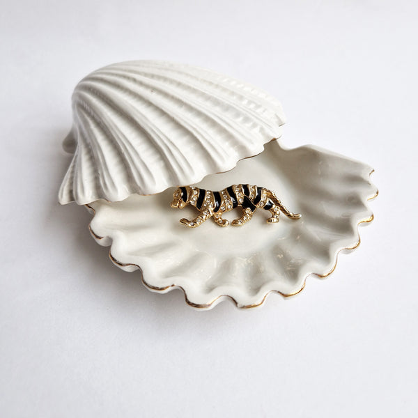 Mid-century ceramic shell trinket dish