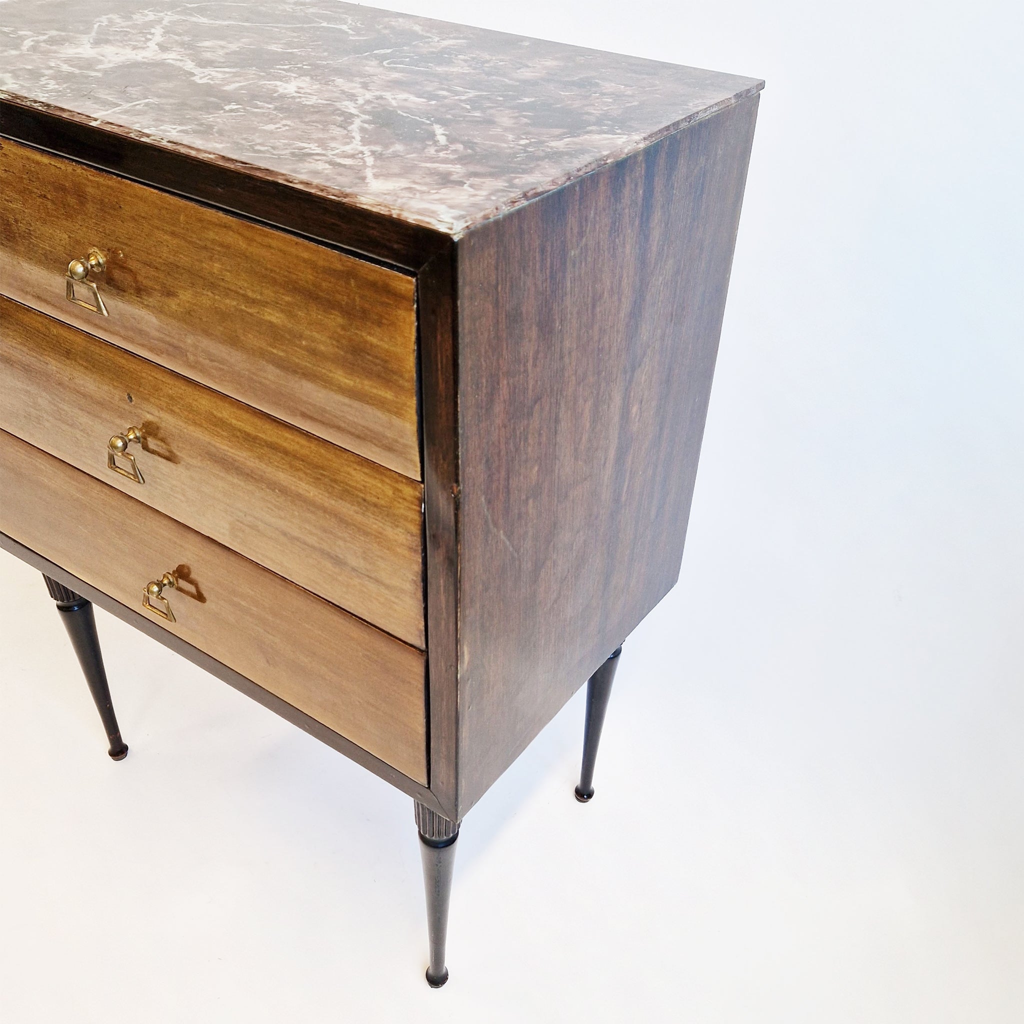 Mid-century Italian chest of drawers