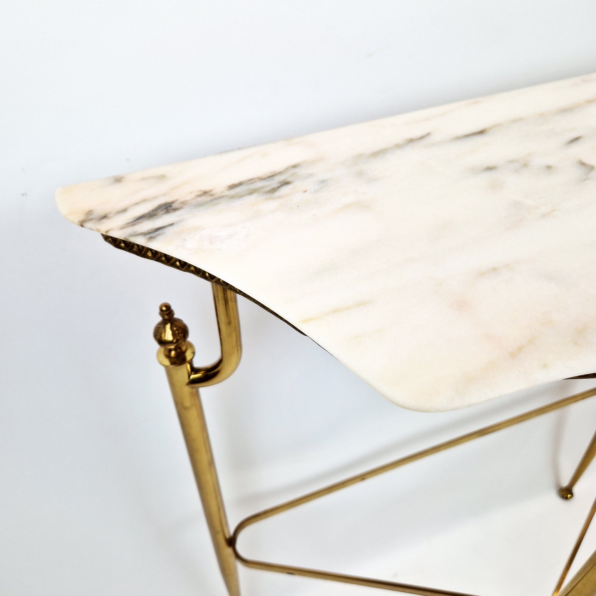 Italian mid-century console table with Portuguese pink marble and brass frame