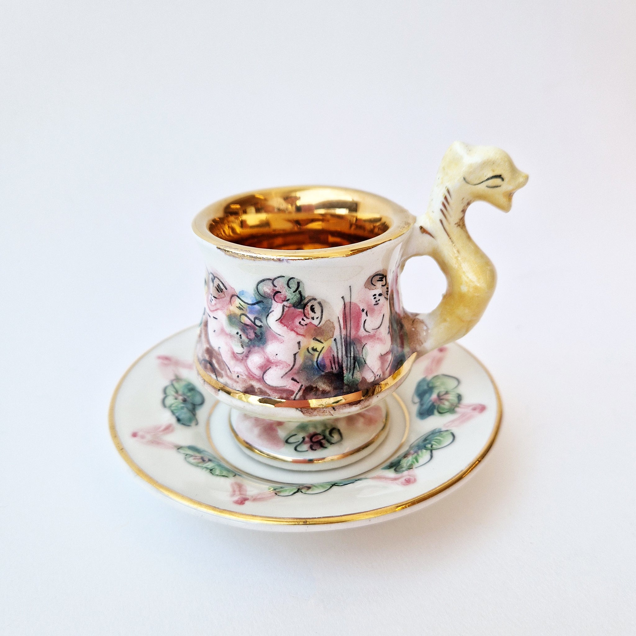 Mid-century coffee cups by R.Capodimonte