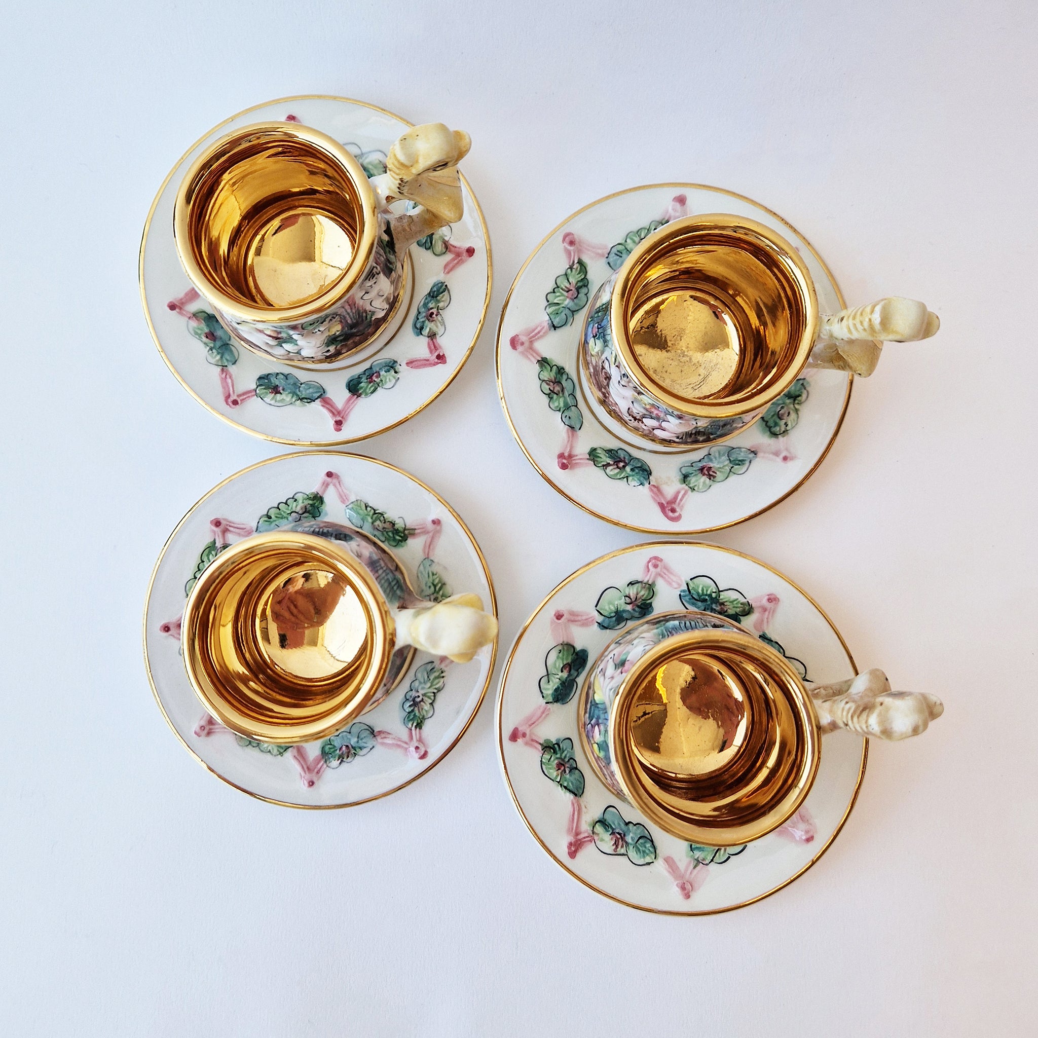 Mid-century coffee cups by R.Capodimonte