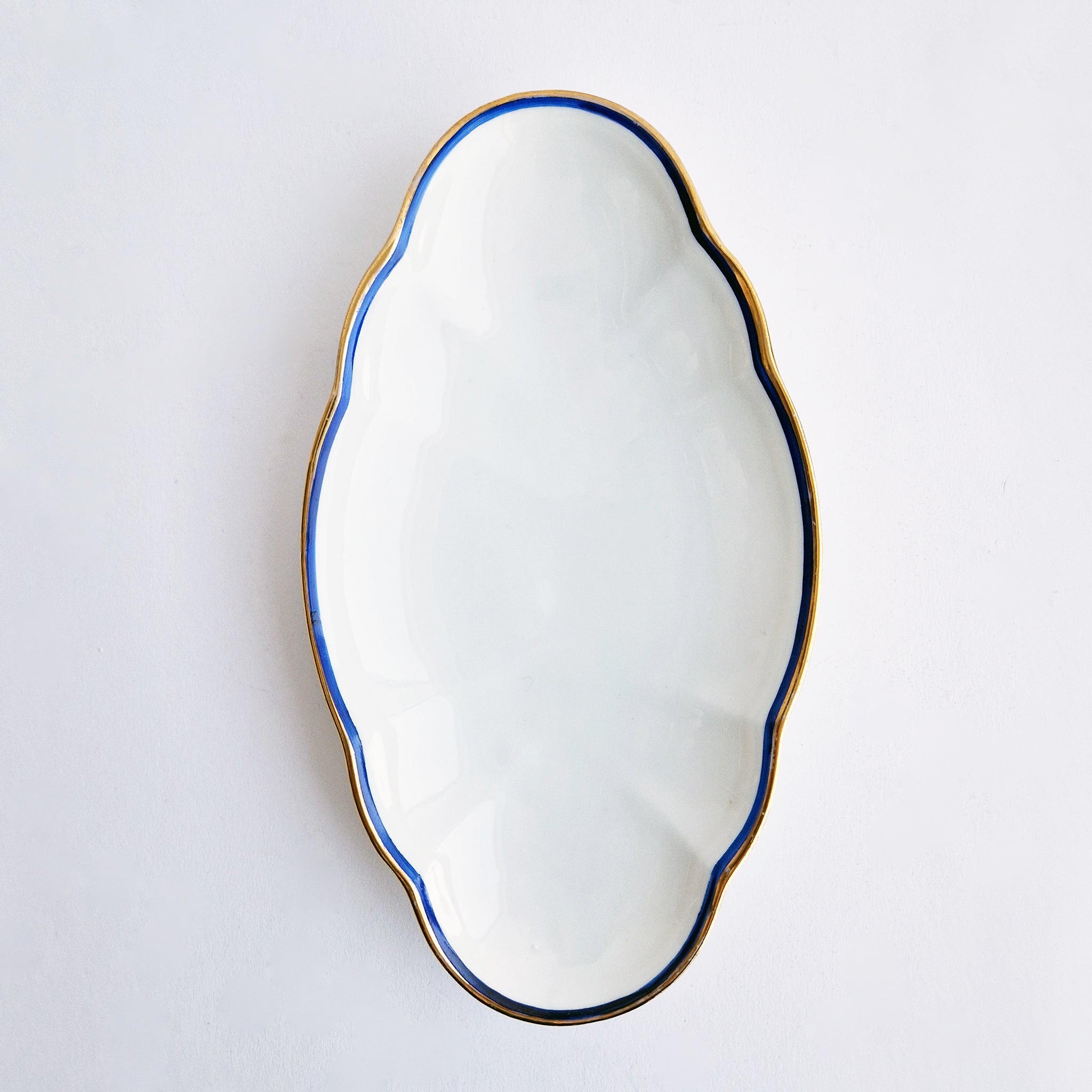 Mid-century porcelain dish by Richard Ginori