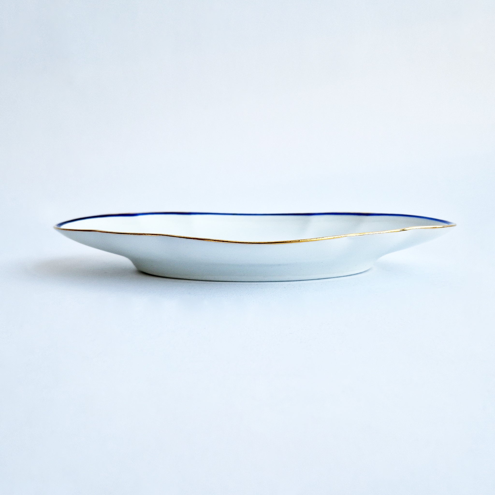 Mid-century porcelain dish by Richard Ginori