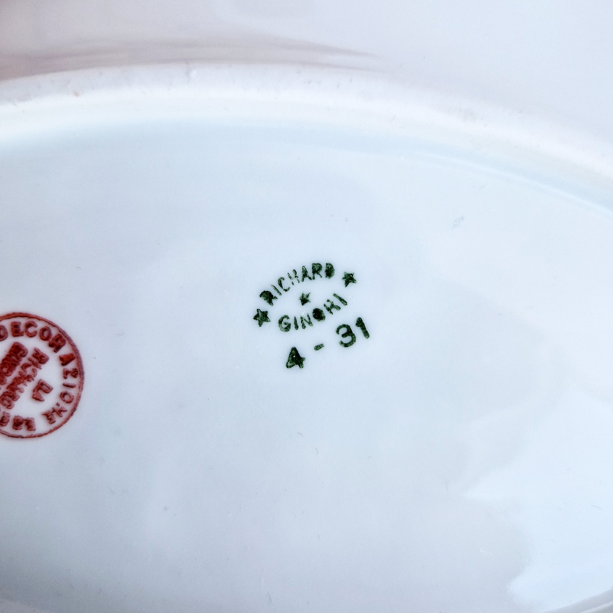 Mid-century porcelain dish by Richard Ginori