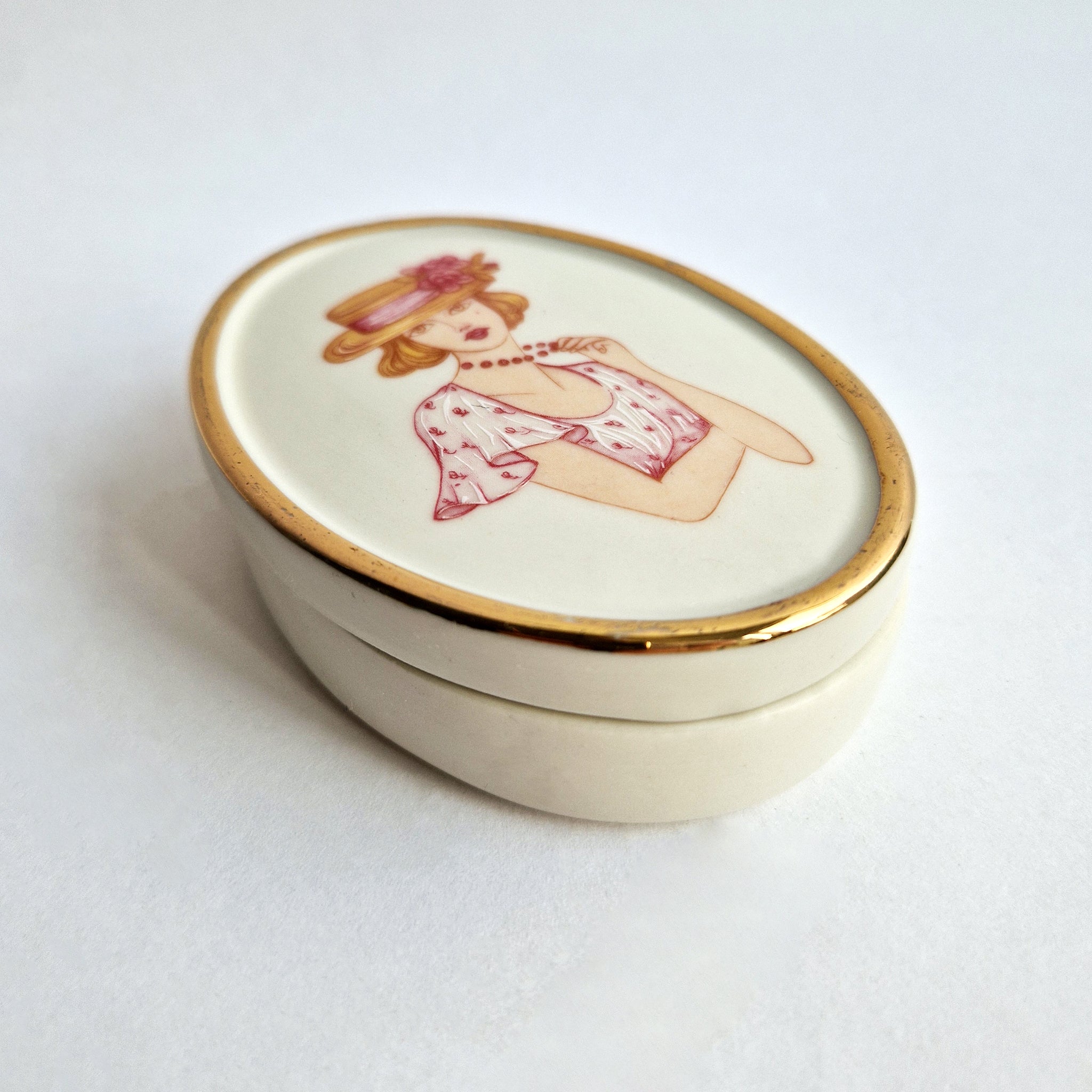 Mid-century porcelain trinket box