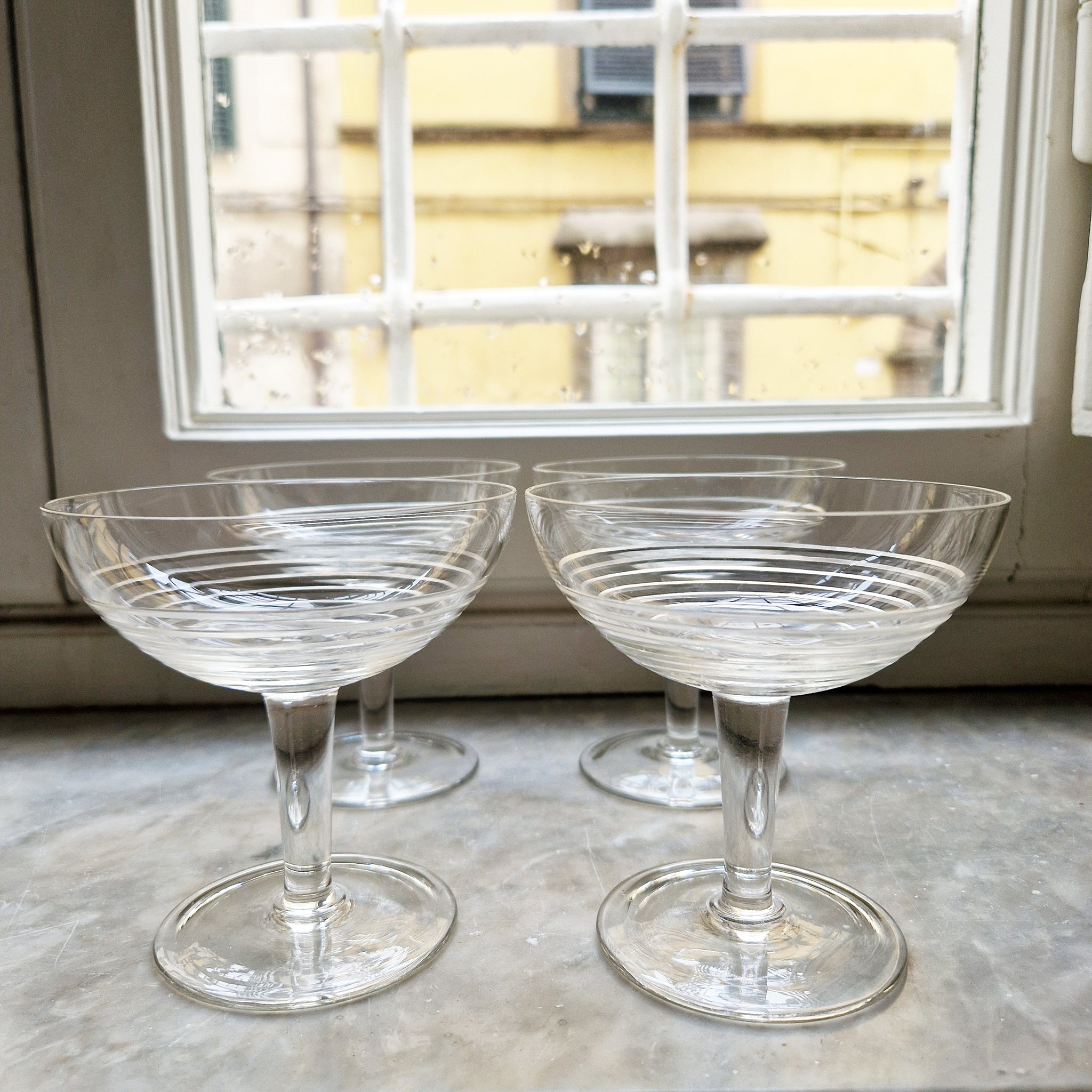 Vintage Italian champagne glasses set