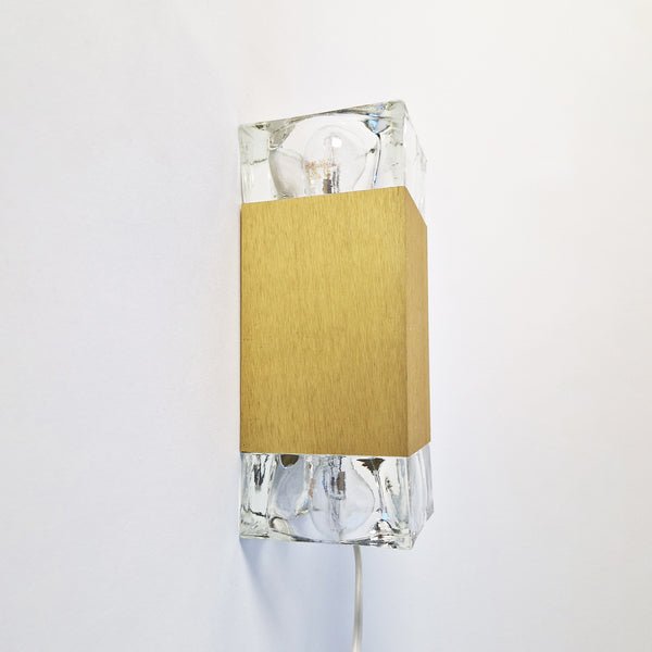 Vintage Cubic wall light by Gaetano Sciolari