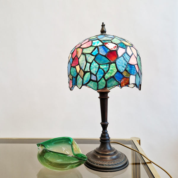 1990s Tiffany-style table lamp