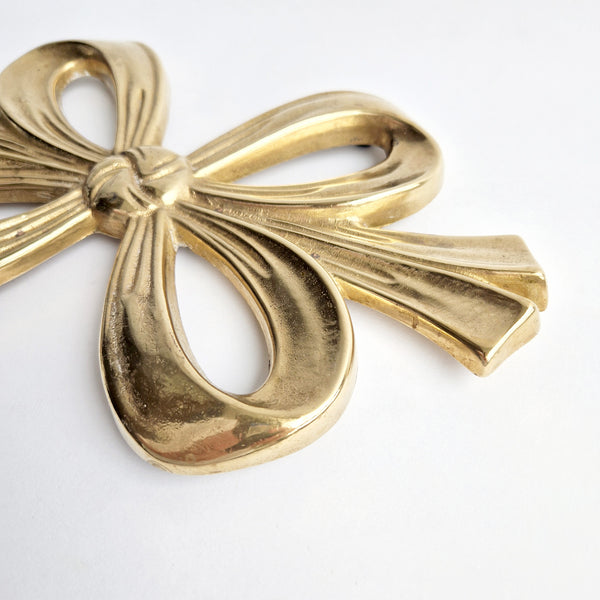 Vintage Italian brass bow trivet