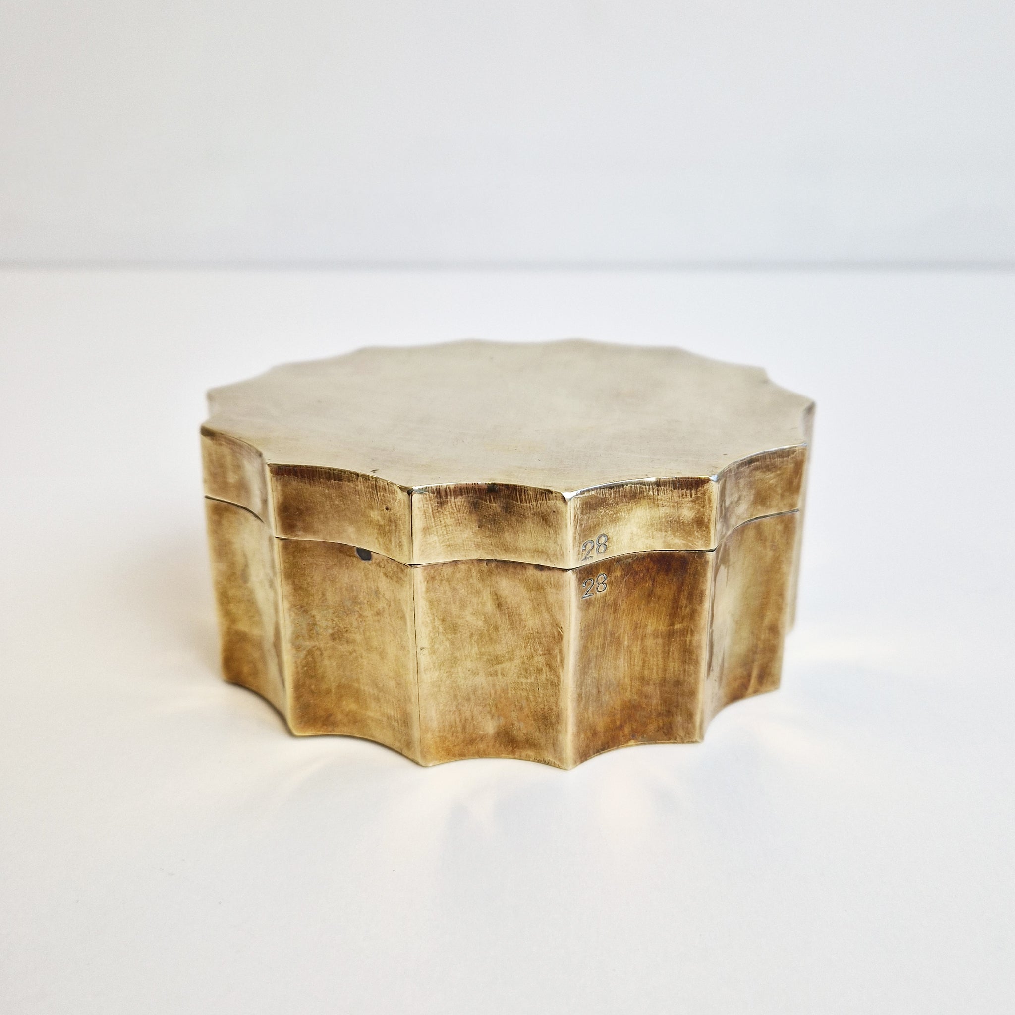 Mid-century Italian scalloped brass box