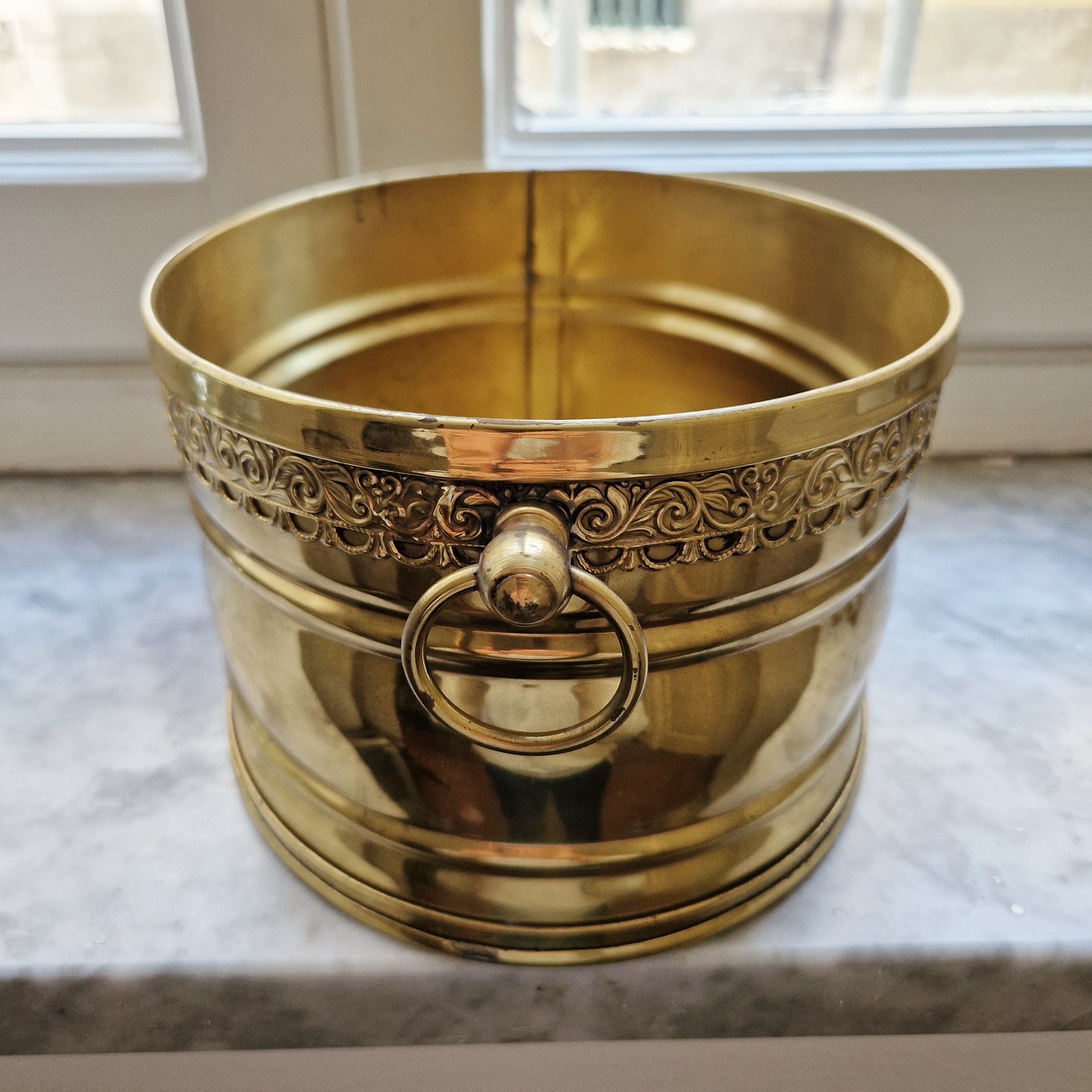 Vintage Italian oval brass planter