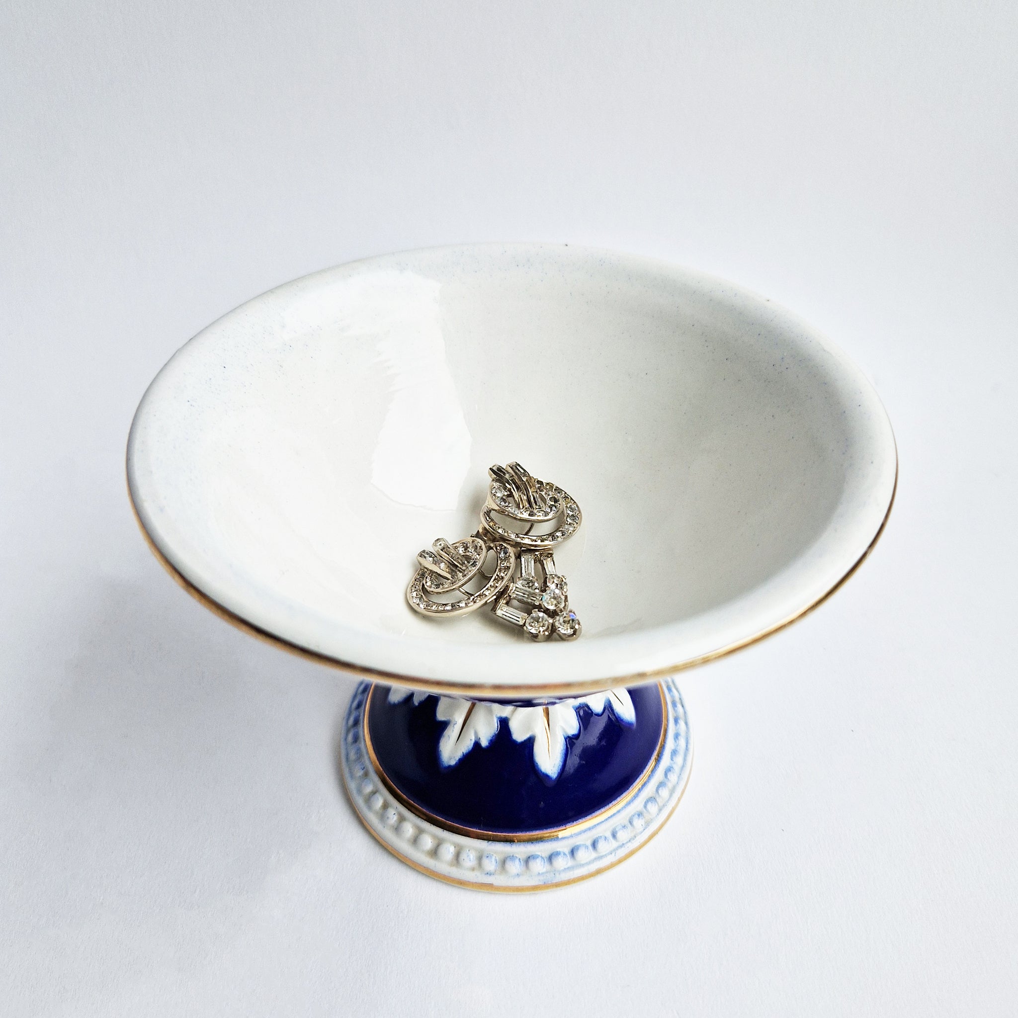 Vintage Italian footed ceramic trinket dish