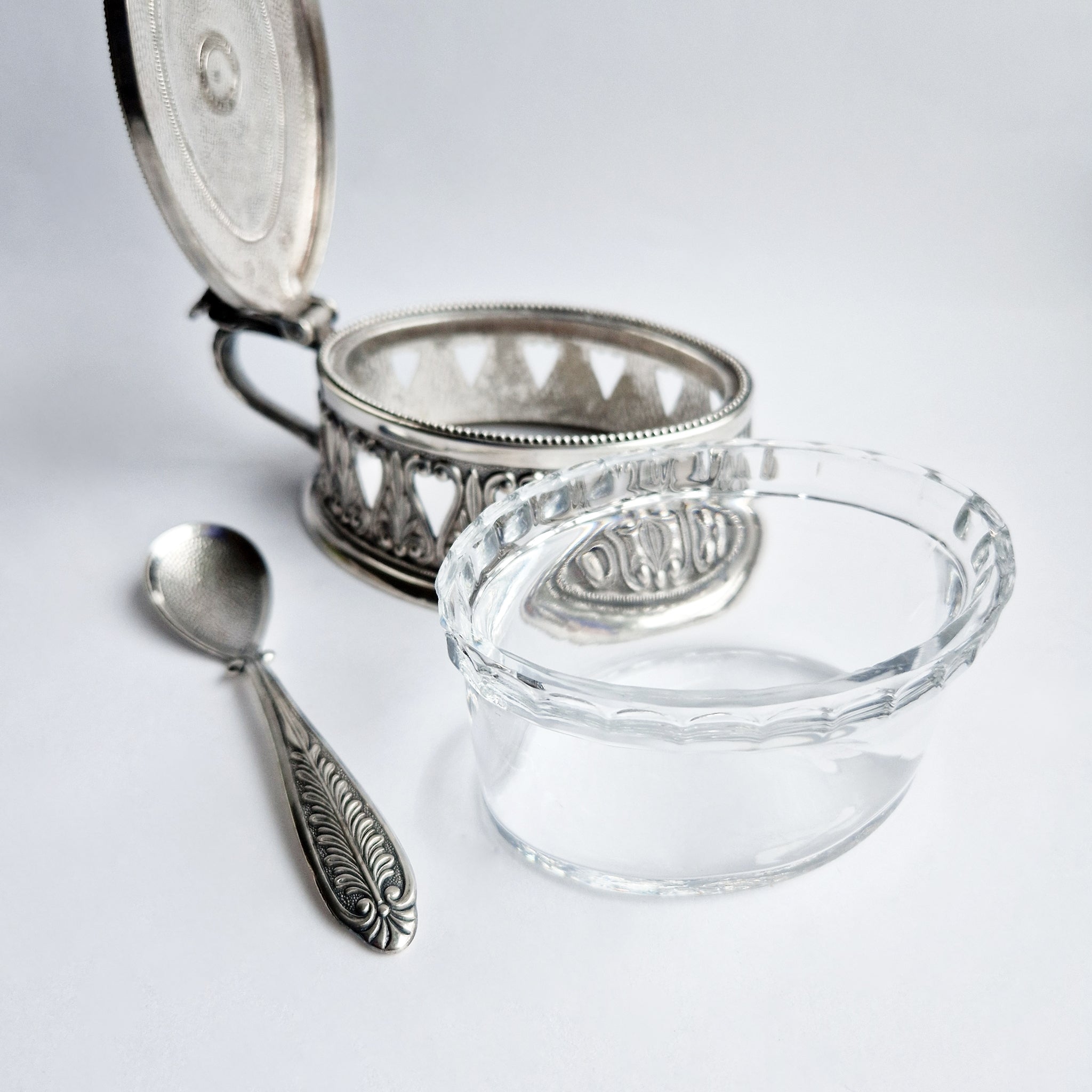 Vintage Italian cheese server bowl