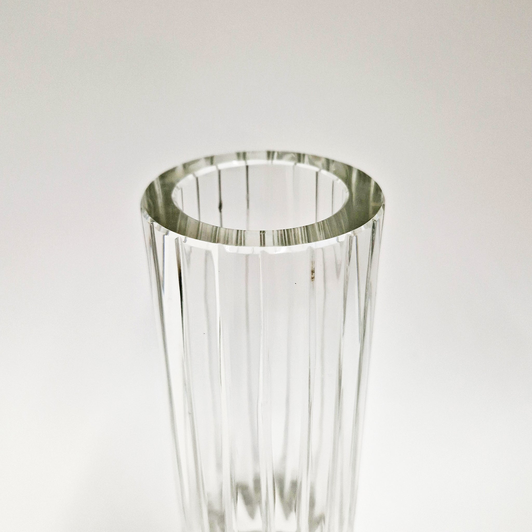 Vintage Italian crystal flower vase