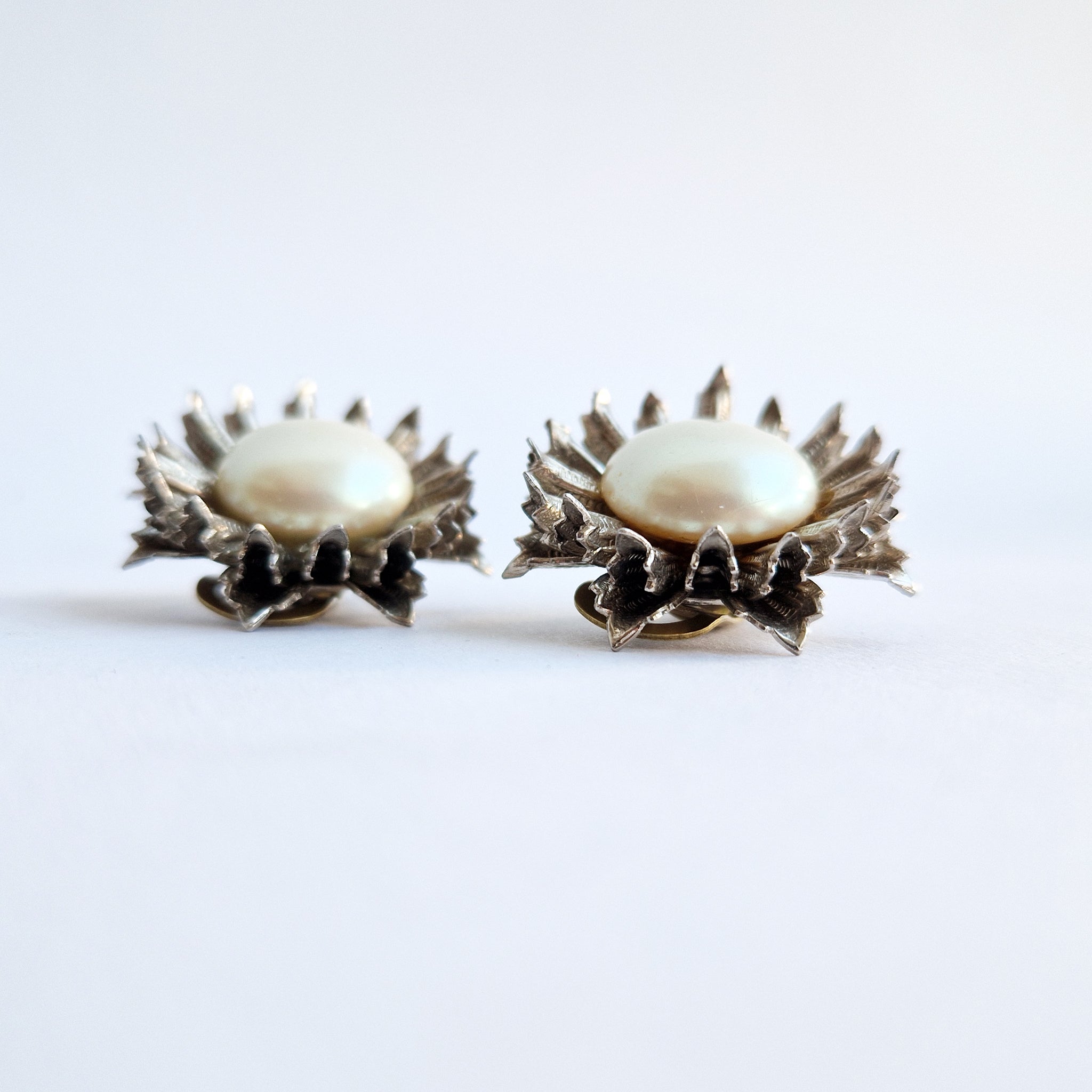 Vintage Italian pearl flower clip earrings