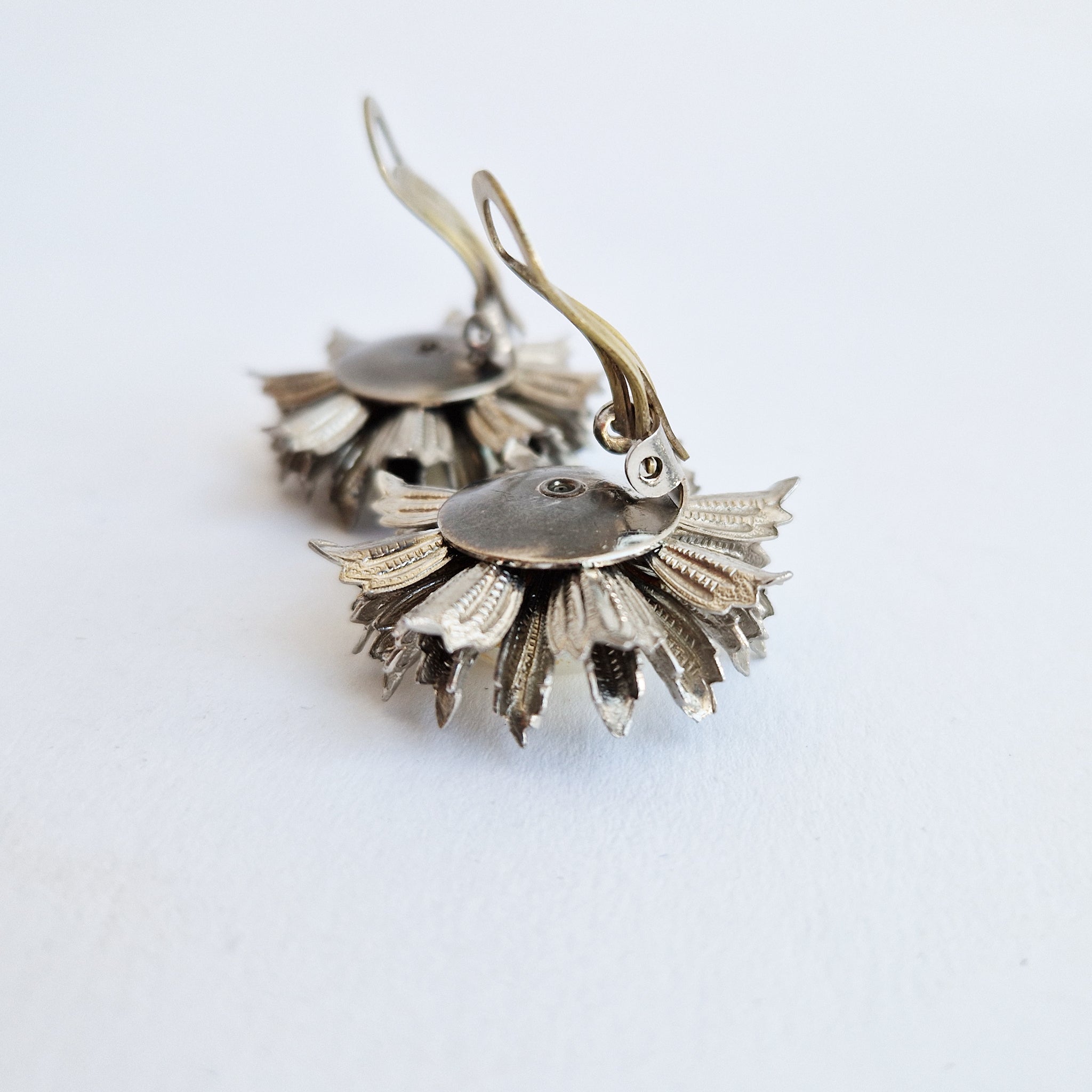 Vintage Italian pearl flower clip earrings