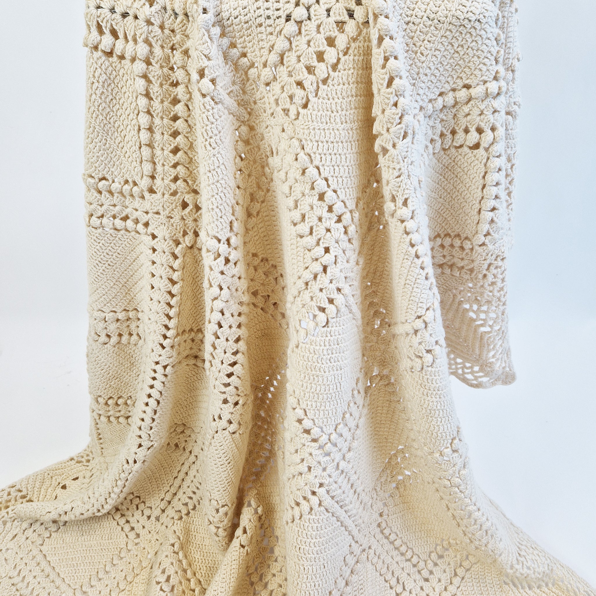 Vintage Italian knitted wool single bedspread