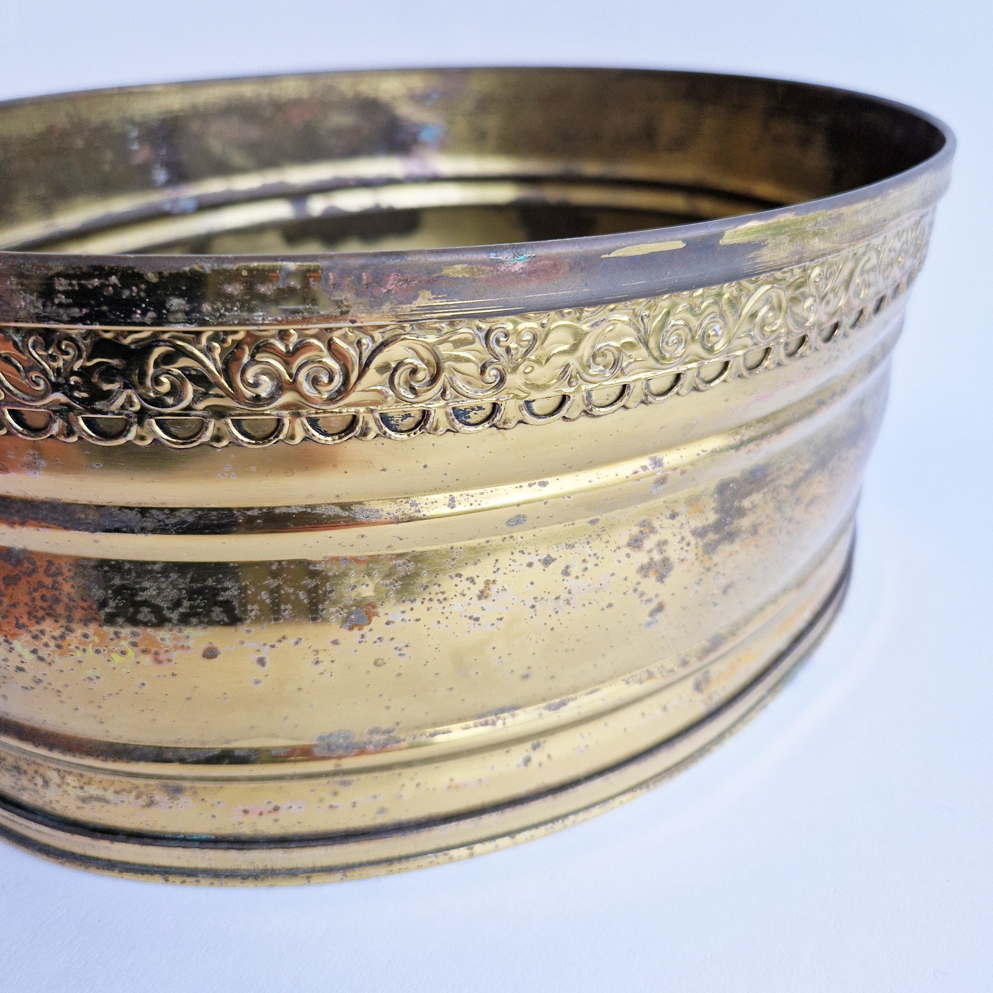 Vintage Italian oval brass planter