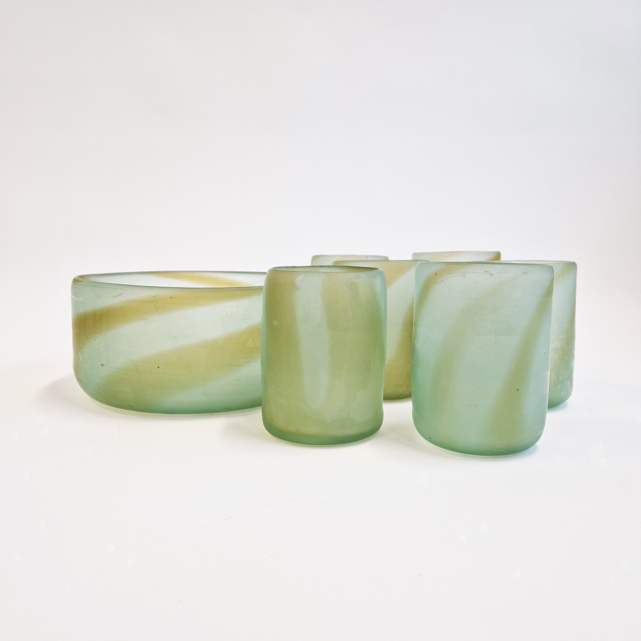 Vintage green swirl satin glasses (set of 5)