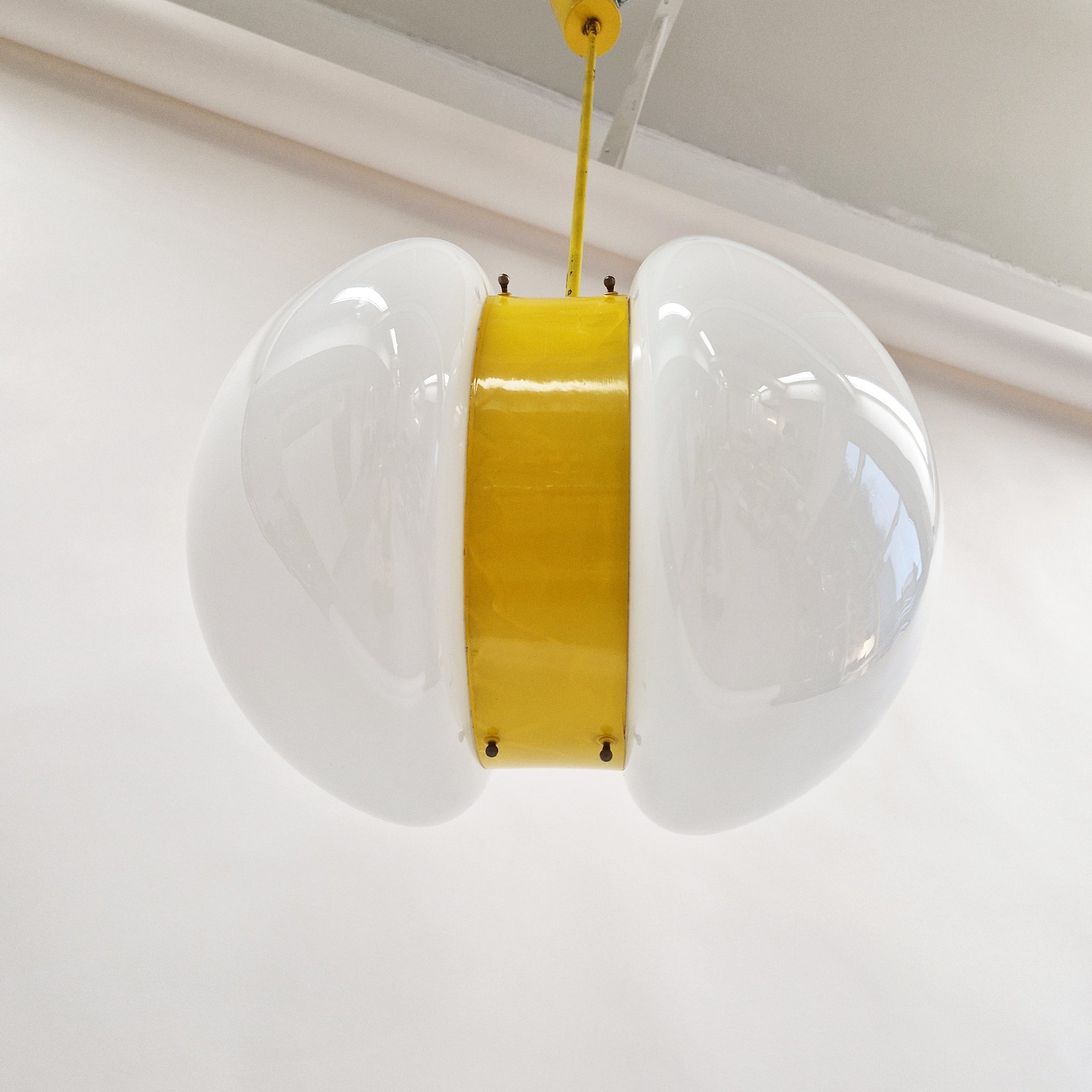 1960s Italian space-age pendant light