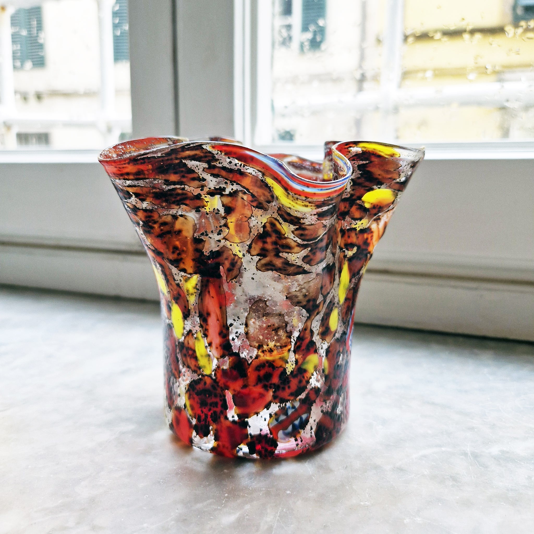 Vintage Murano fazzoletto vase