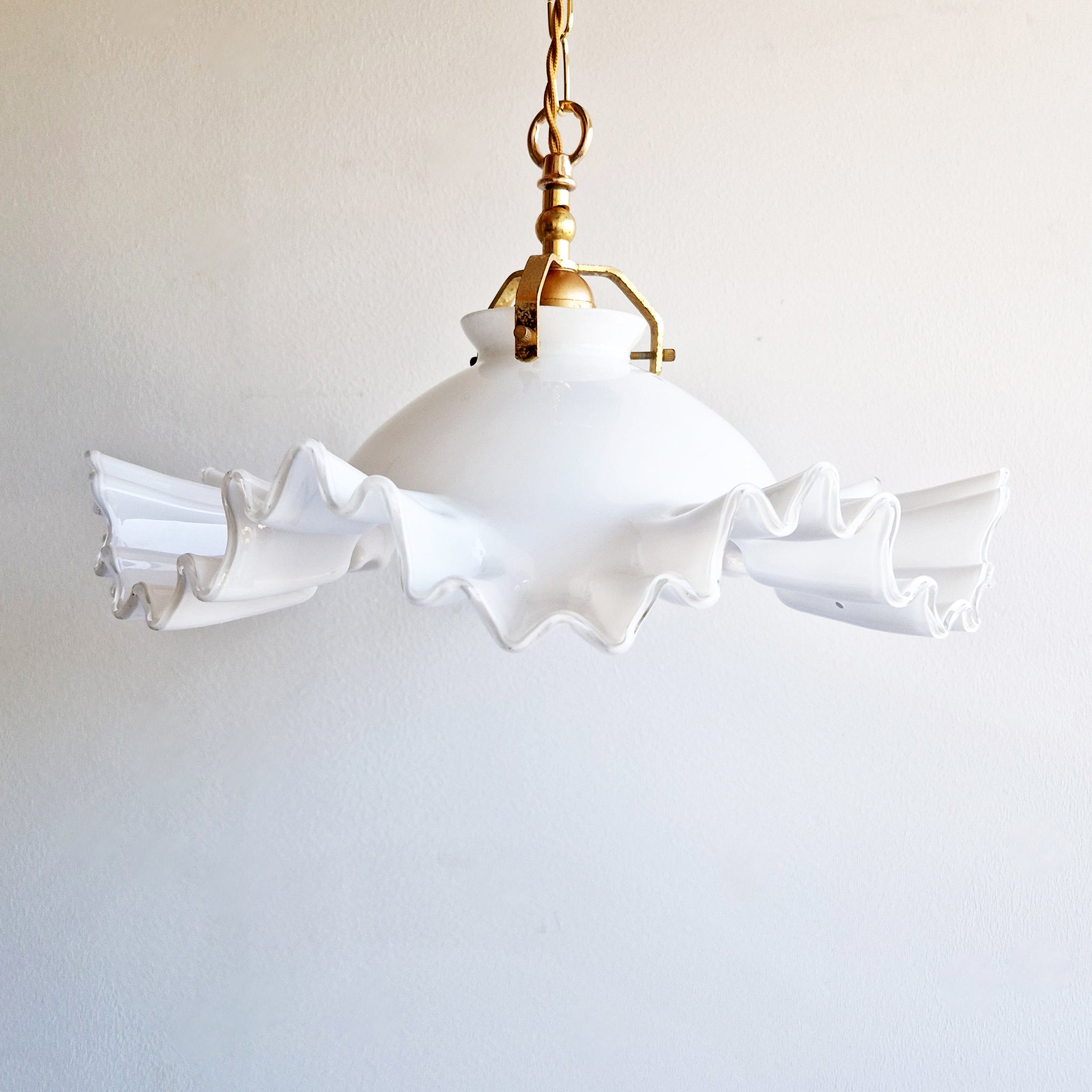 1970s Murano ruffled pendant light by De Majo