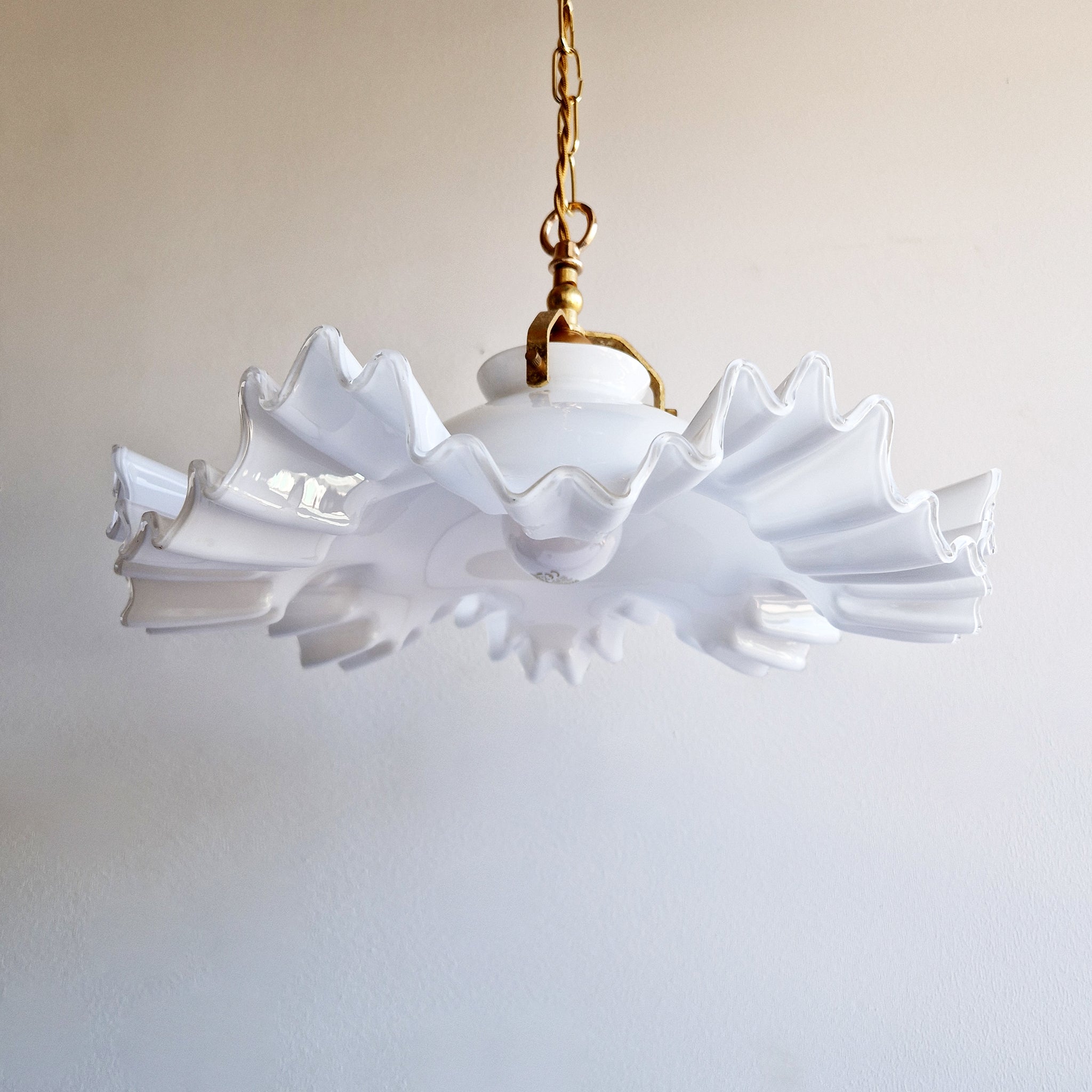 1970s Murano ruffled pendant light by De Majo