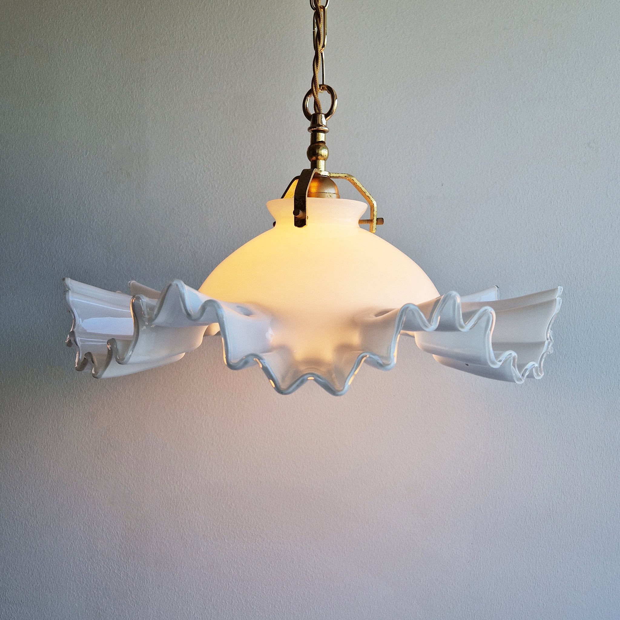 1970s Murano ruffled pendant light by De Majo
