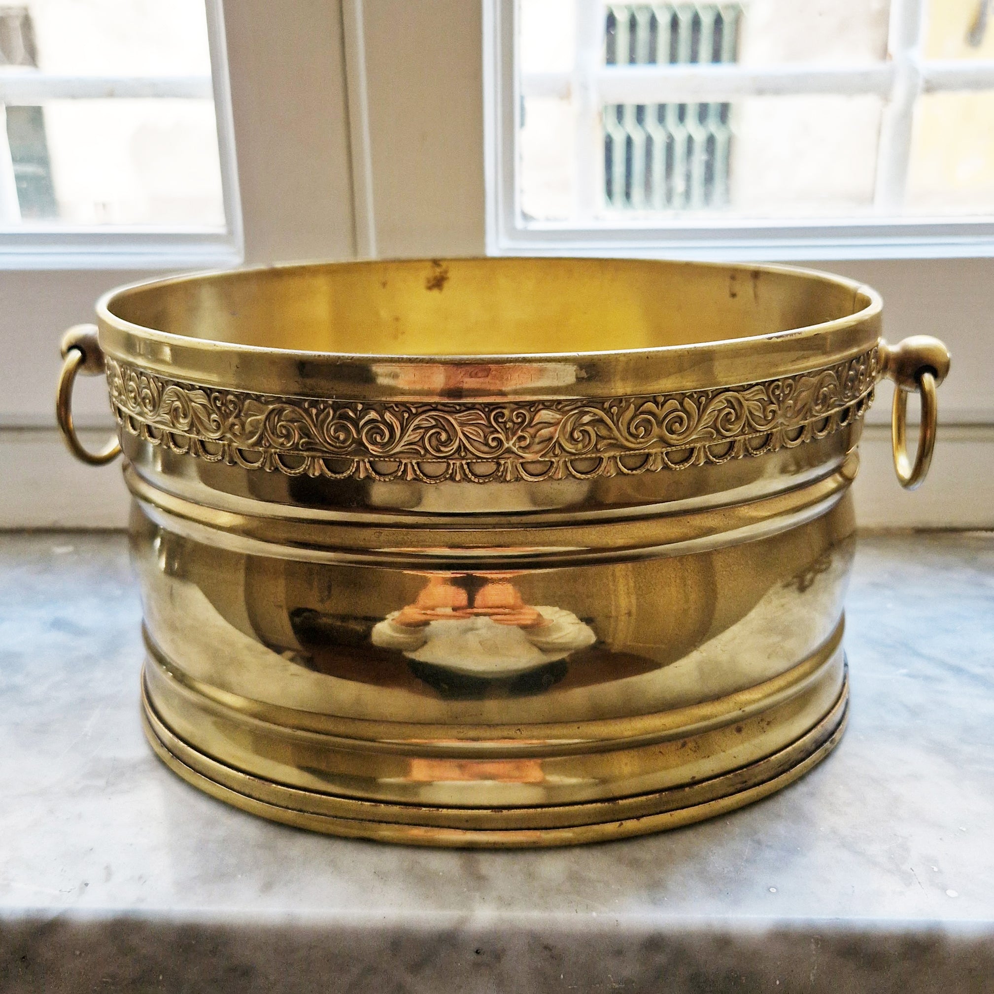 Vintage Italian oval brass planter