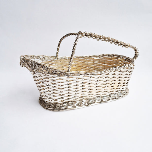 Vintage Italian wine basket