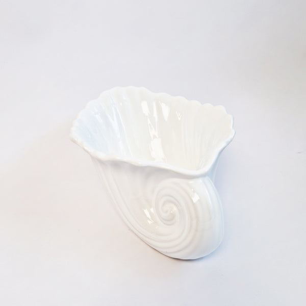 Vintage Italian ceramic shell