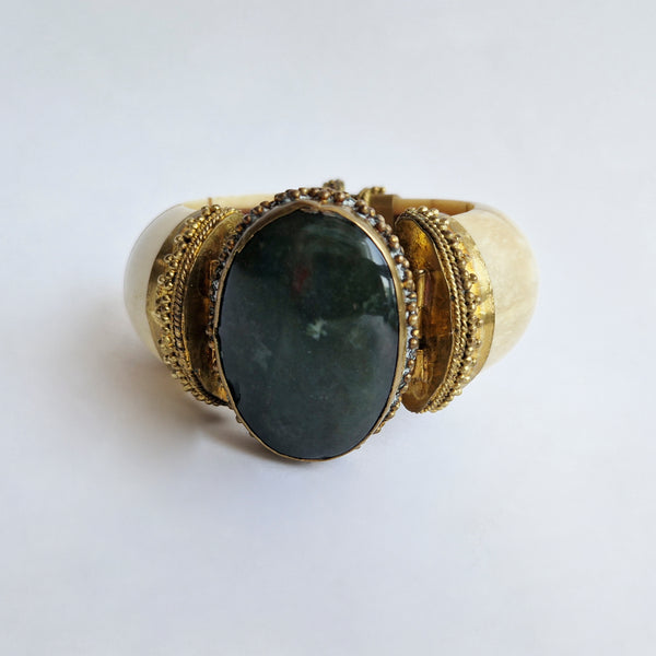 Vintage stone bracelet