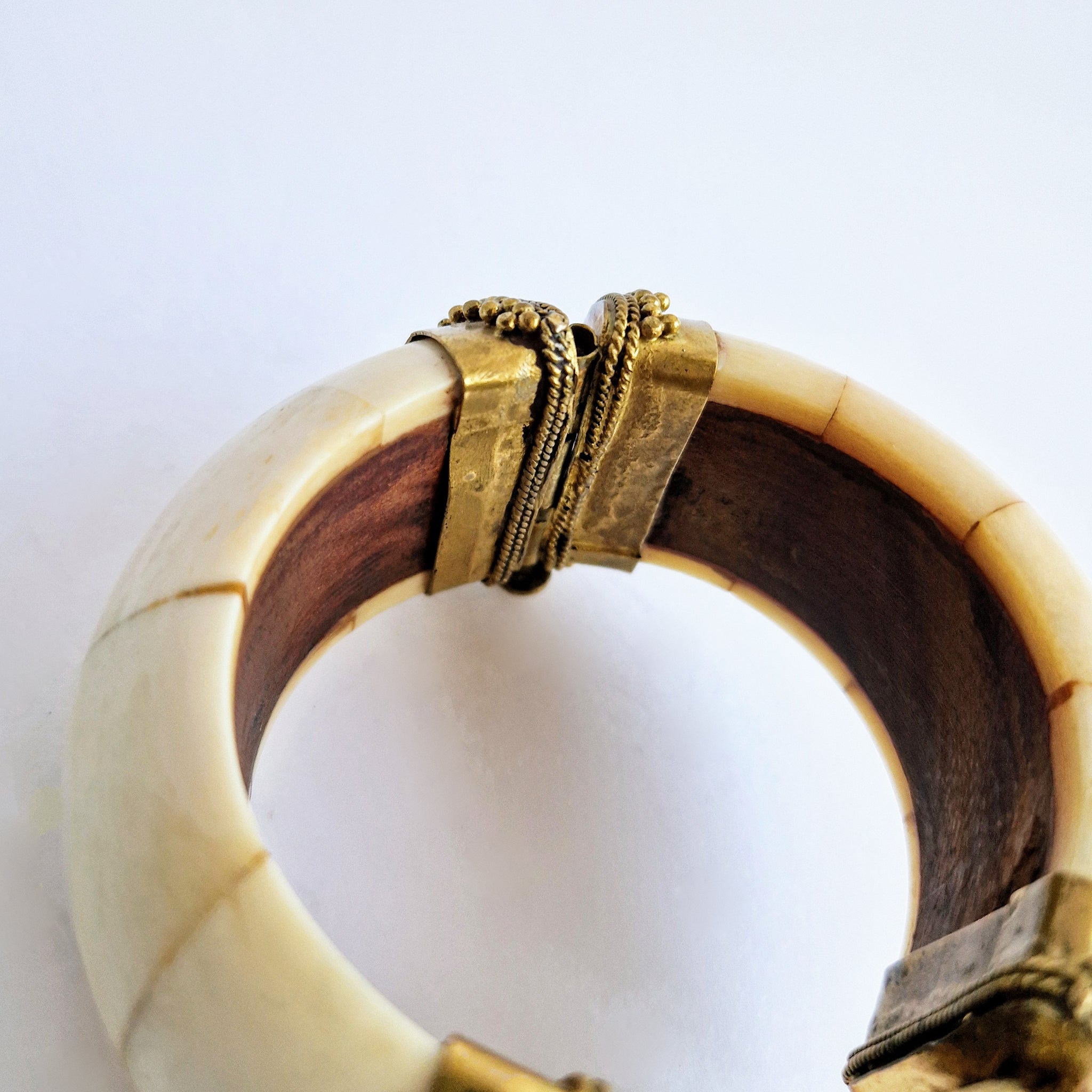 Vintage stone bracelet