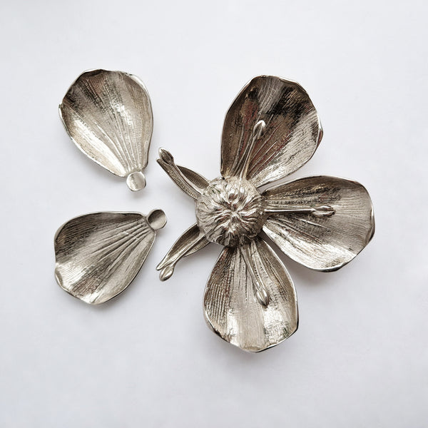 1970s Gucci-style flower ashtray