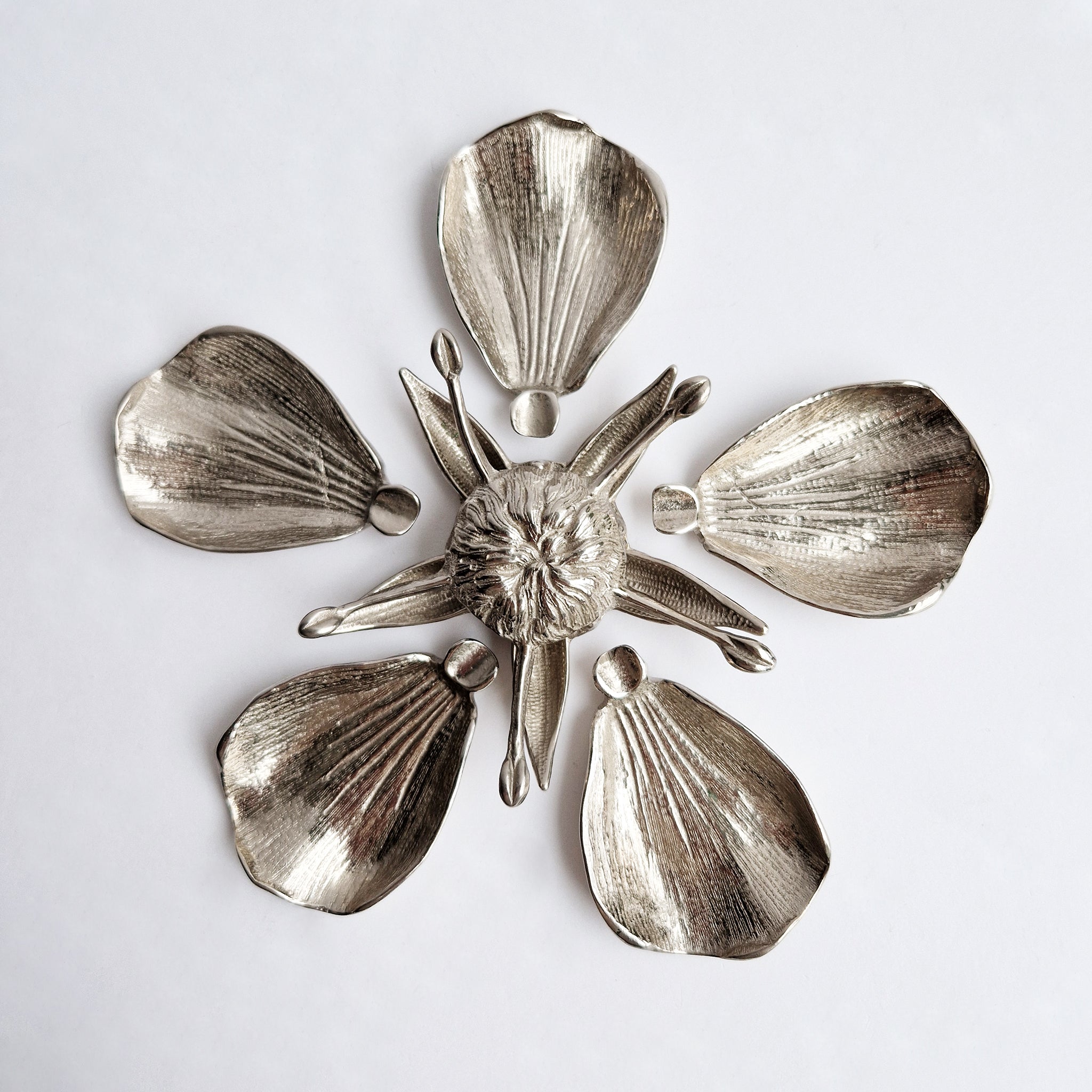 1970s Gucci-style flower ashtray