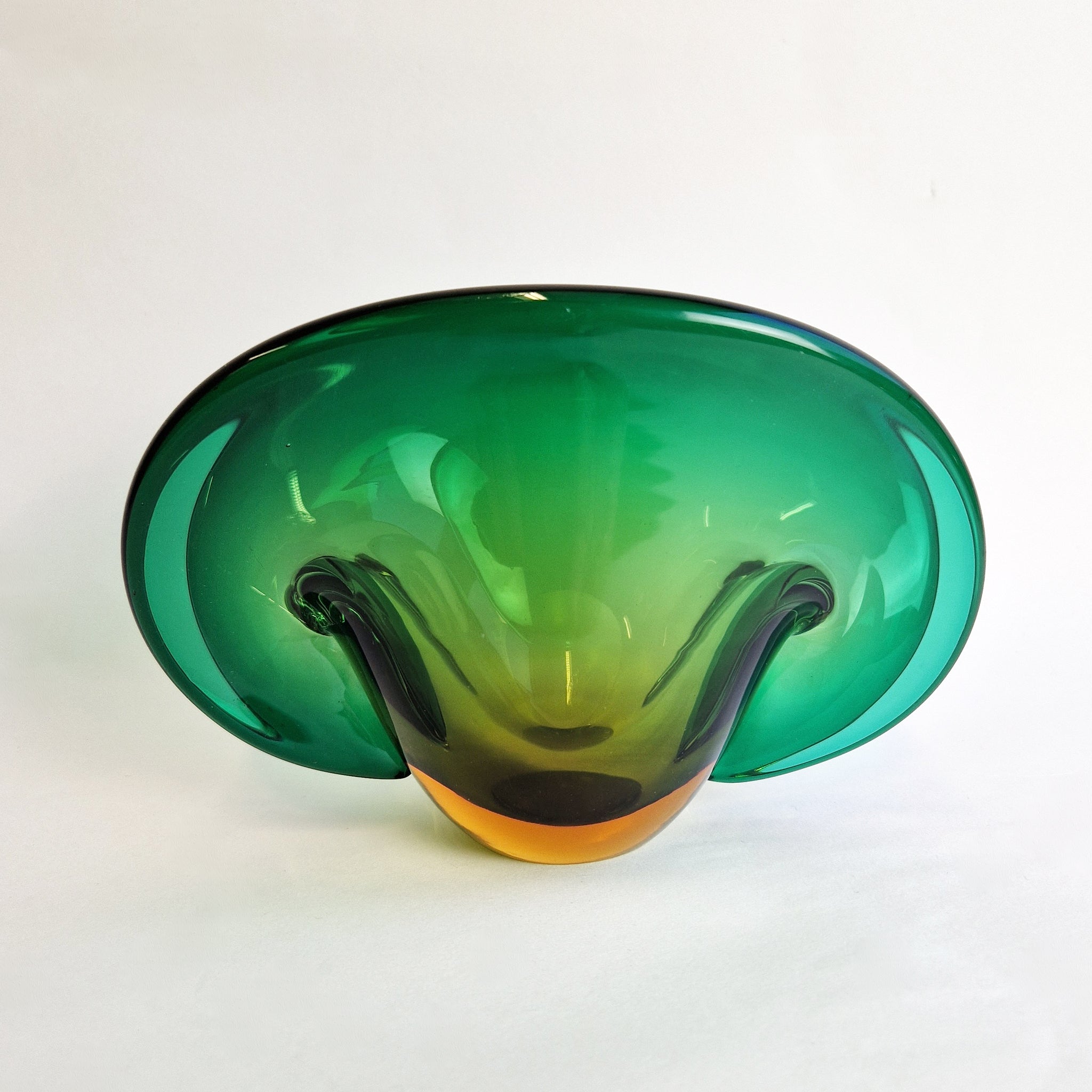 Vintage Murano glass shell bowl by Seguso dalla Venezia