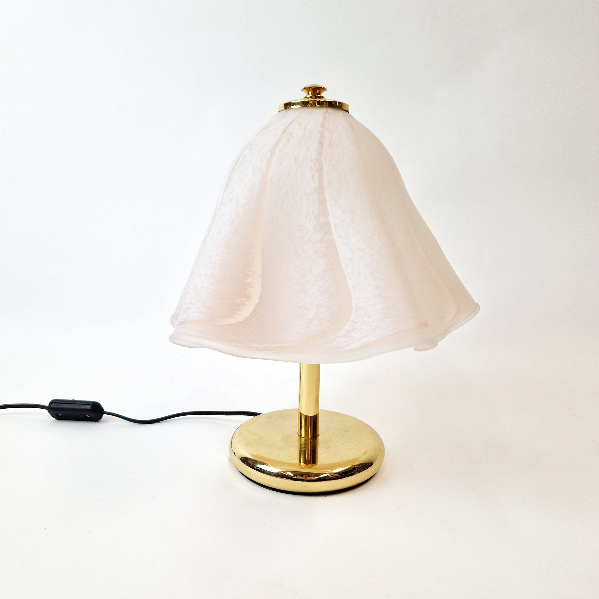 Vintage pink Murano fazzoletto table lamp