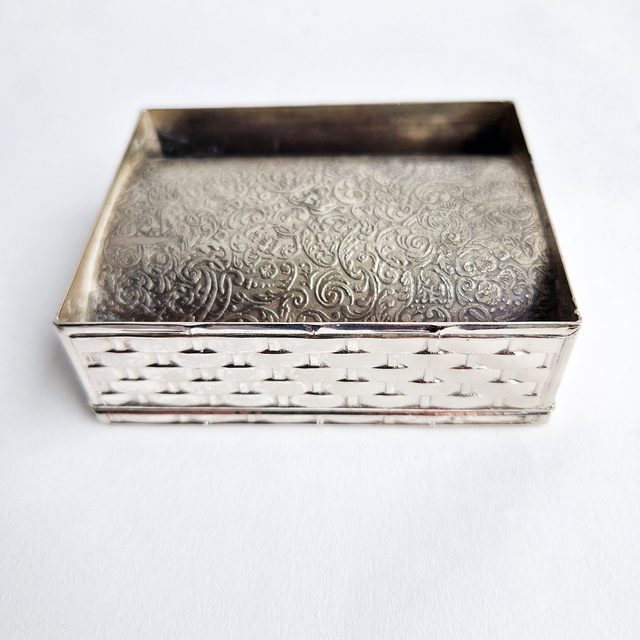 Vintage silvered metal trinket box
