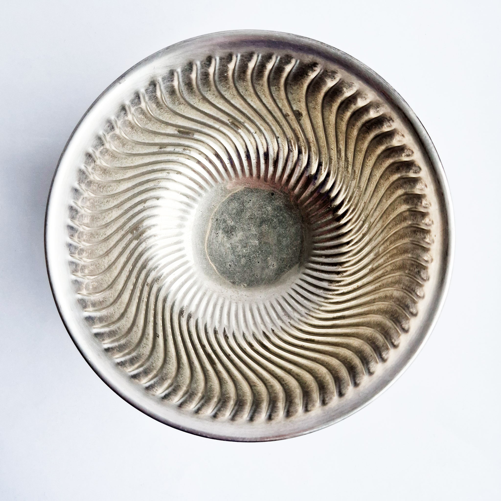Vintage swirly pedestal fruit bowl