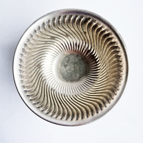 Vintage swirly pedestal fruit bowl
