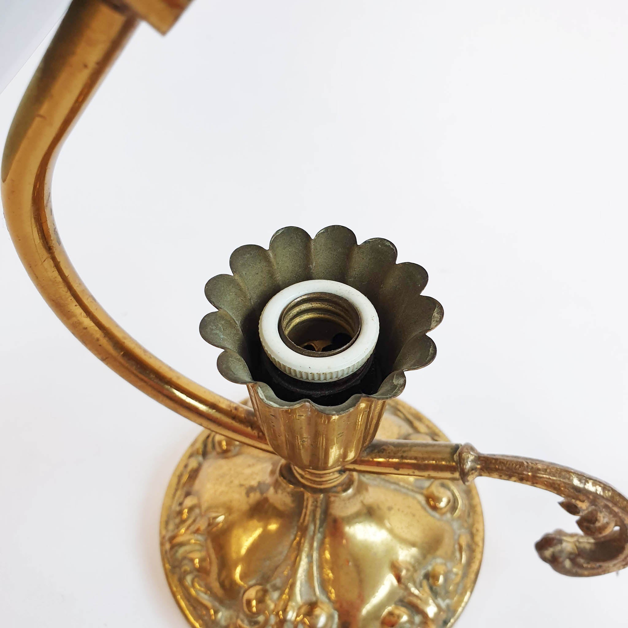 Mid-century Italian brass table lamp